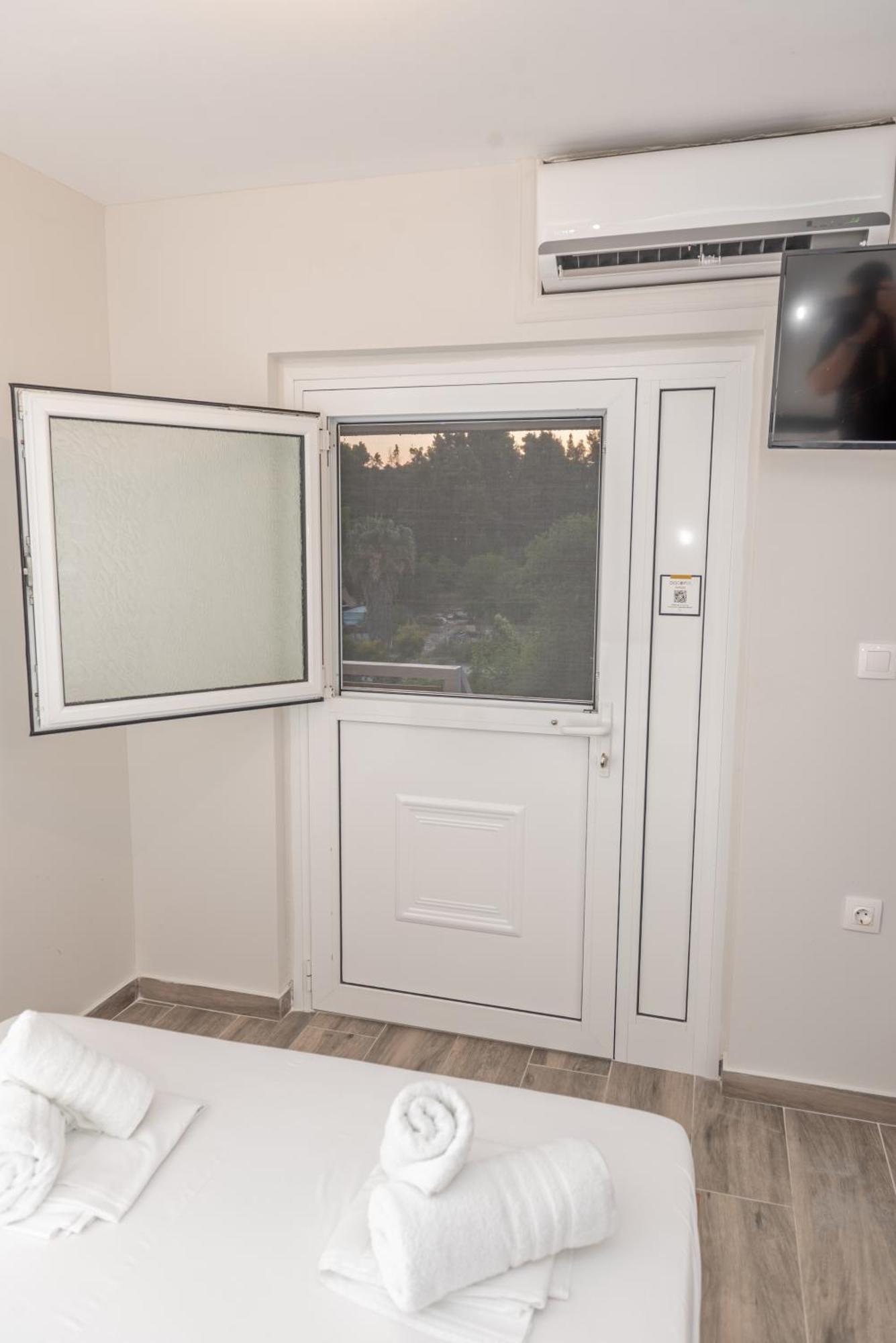 Medusa Rooms Kallithea  Eksteriør bilde